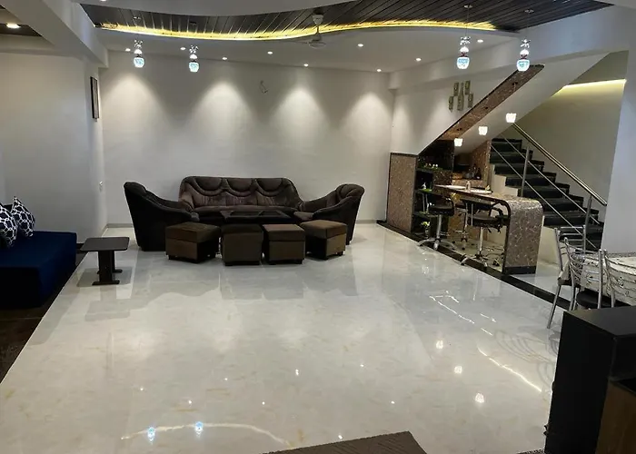 The Retreat-Pool Villa 5Bhk With Indoor Pool And 1200Sq Feet Deck Area Igatpuri